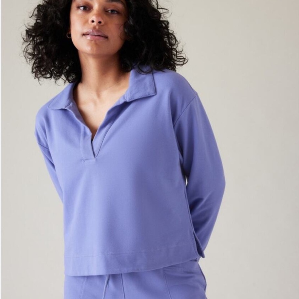 Athleta Periwinkle Crew Neck Top